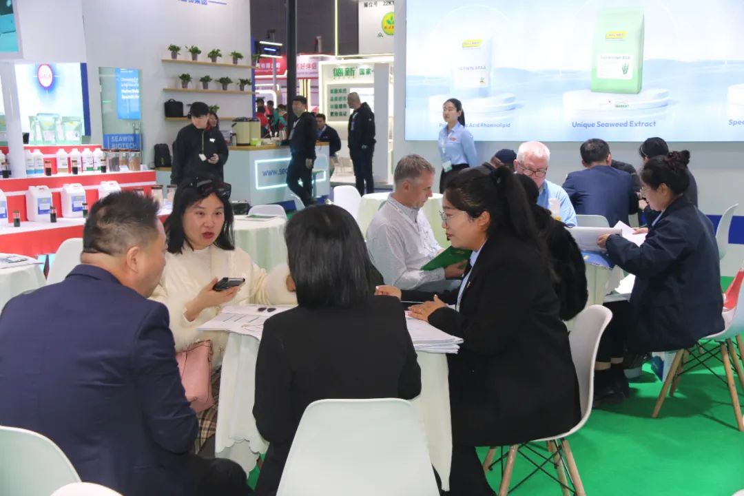 金牌赞助企业j9九游会【j9游会真人游戏第一品牌】生物全新亮相上海CAC国际农化展，以科技实力献礼25周年